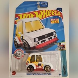 Hot Wheels Tooned Volkswagen Golf MK1 2022 Tooned Series 1/5